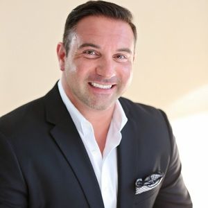 Meet your Posher, Jason